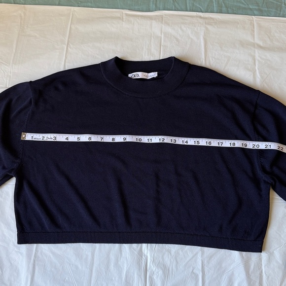 Zara Navy Cropped Sweater - Picture 5 of 9